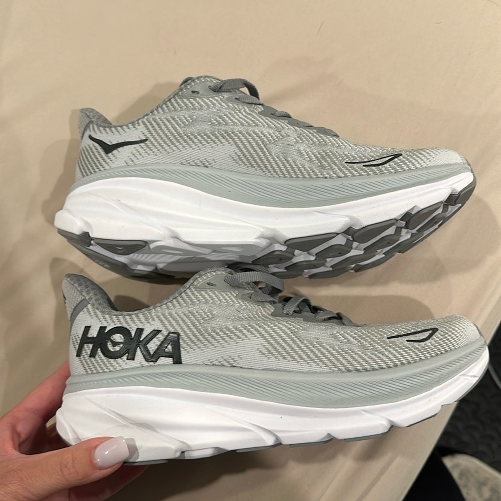 Hoka Clifton 9–  6.5. NEVER WORN